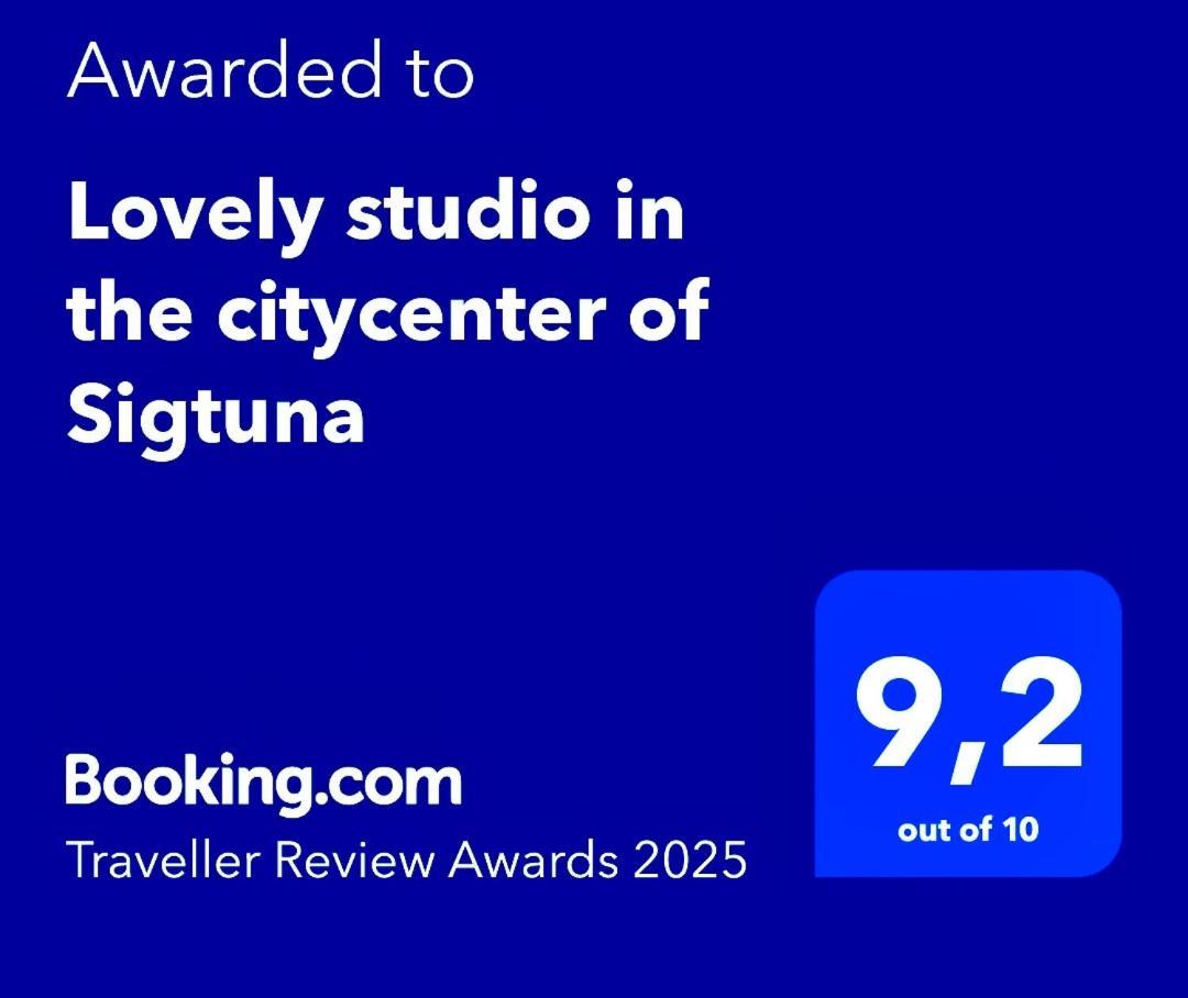 Lovely Studio In The Citycenter Of シグテューナ エクステリア 写真